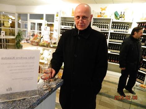 kõike veine saab enne ostmist maitsta- Ei pea põrsast kotis ostma. 