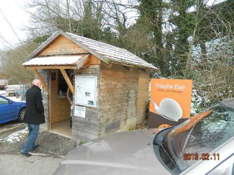 Säärane pisike puust kiosk